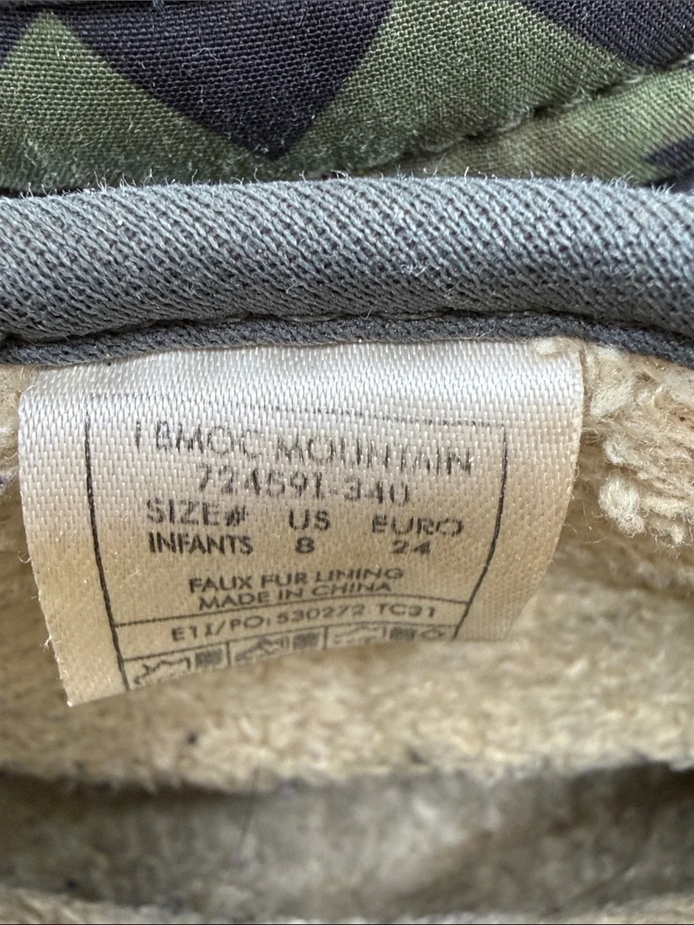 Bogs BMOC Mountain Geo Camo Fleece Lined Boots Infant/Toddler Size 8